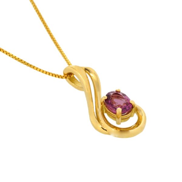 Κίτρινο χρυσό μενταγιόν 18Κ με Malaya Garnet