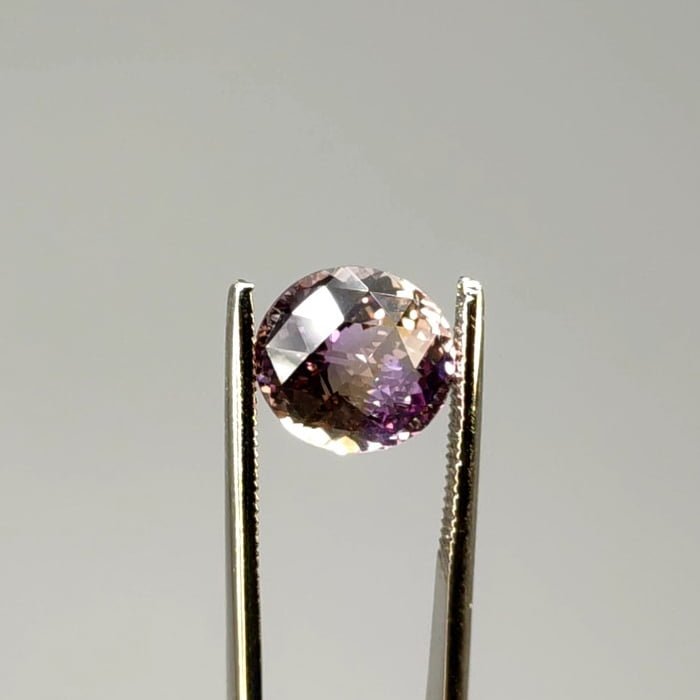 Aμερτίνη ημιπολύτιμη πέτρα 5.40ct