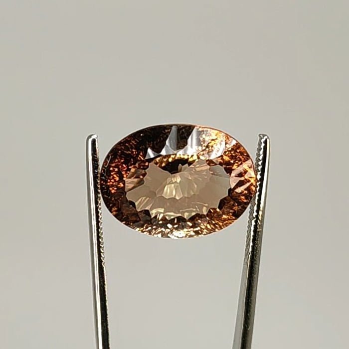 TOPAZ 25,59 ct